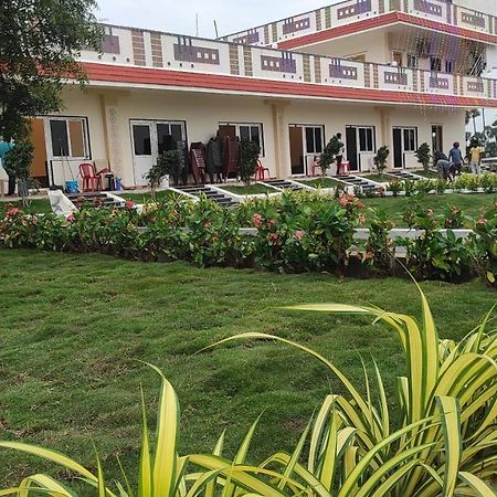 Moonlight Beach Resort Ongole Exterior foto