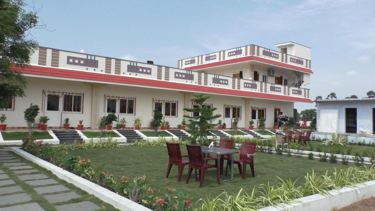 Moonlight Beach Resort Ongole Exterior foto